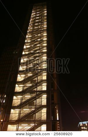 scale a notte, francois mitterand biblioteca, Parigi, Francia