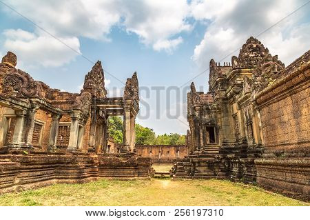 Banteay Samre Temple In Complex Angkor Wat In Siem Reap, Cambodia In A Summer Day