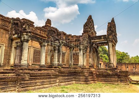 Banteay Samre Temple In Complex Angkor Wat In Siem Reap, Cambodia In A Summer Day