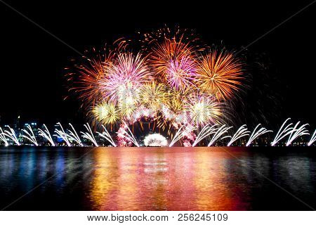 Australia Day 2018 Colorful Fireworks - Perth City