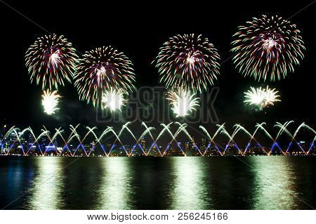 Australia Day 2018 Colorful Fireworks - Perth City