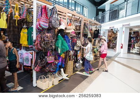 Miri, Sarawak, September 1St, 2018: Miri Handicraft Center Promotes Sarawak Indigenous Ethnic Arts A