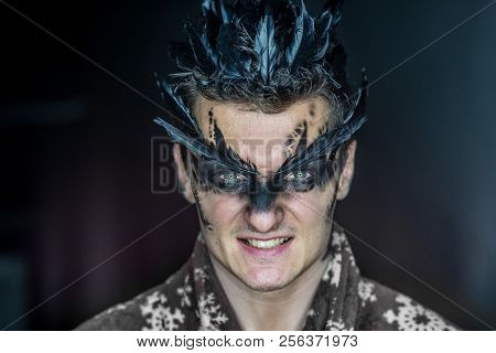 Professional Make-up Fantastic Personag Like A Raven