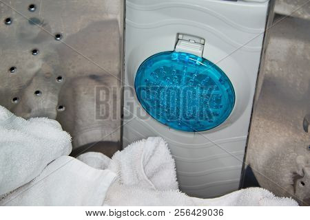 Filter For Filtering Out Dust From Washing In A Top Load Washer Machine