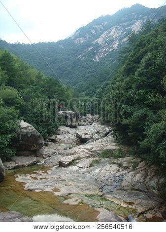Mountain Photo Taken In Huangshan Scenic Area, China