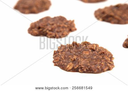 No Bake Chocolate Peanut Butter And Oat Cookies