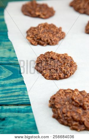 No Bake Chocolate Peanut Butter And Oat Cookies