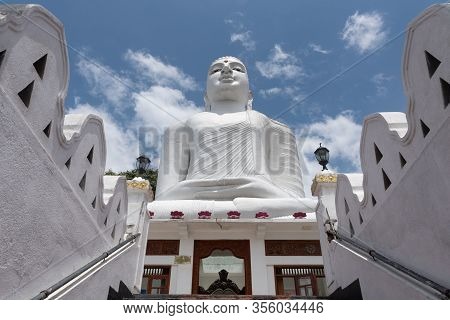 The Bahirawakanda White Buddha Statue Is Located Alongside The Sri Maha Bodhi Temple Which Is On The