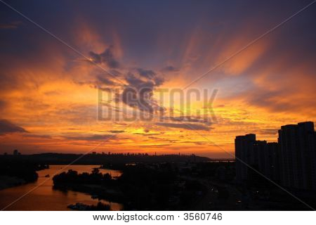 Sunset-säteiltä