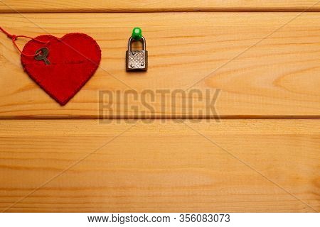 The View From The Top.light Wood Background.my Heart Is Locked.