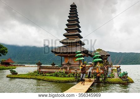 Bali Island, Indonesia - April 2017: Pura Ulun Danu Batur Is A Temple In Bali Situated On Lake Berat