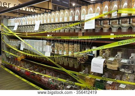 Vancouver, Canada - March 18,2020: Closed Safeway Store Bulk Section Due To Coronavirus (covid-19) W