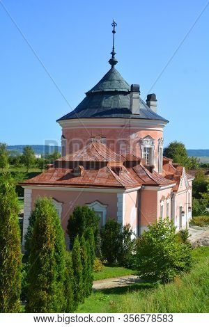 Zolochiv Ukraine 09 14 17:  Zolochiv Castle Is Comprised Of The Huge Rectangular Grand Palace And Th