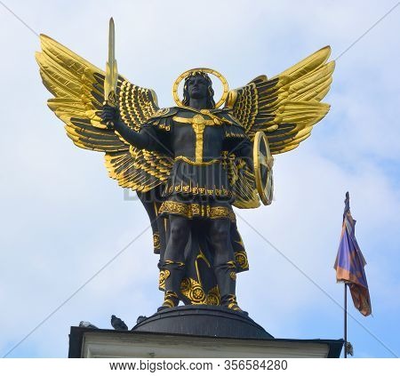 Kiev Ukraine 09 03 17:  Gold Plated Bronze Statue Of Archangel Michael Saint Patron Of Kiev In Indep