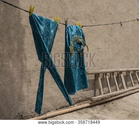 Khiva Clothes Wind Clotheline