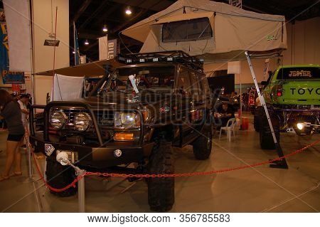 Pasay, Ph - Nov 27: Toyota Land Crusier At Manila Auto Salon On November 27, 2011 In Smx Convention 