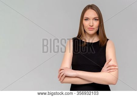 Cheerful Young New Attractive Female Employee Ready Help Energized Look Upbeat Confident Camera Cros