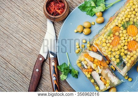 Tasty Aspic Fish.