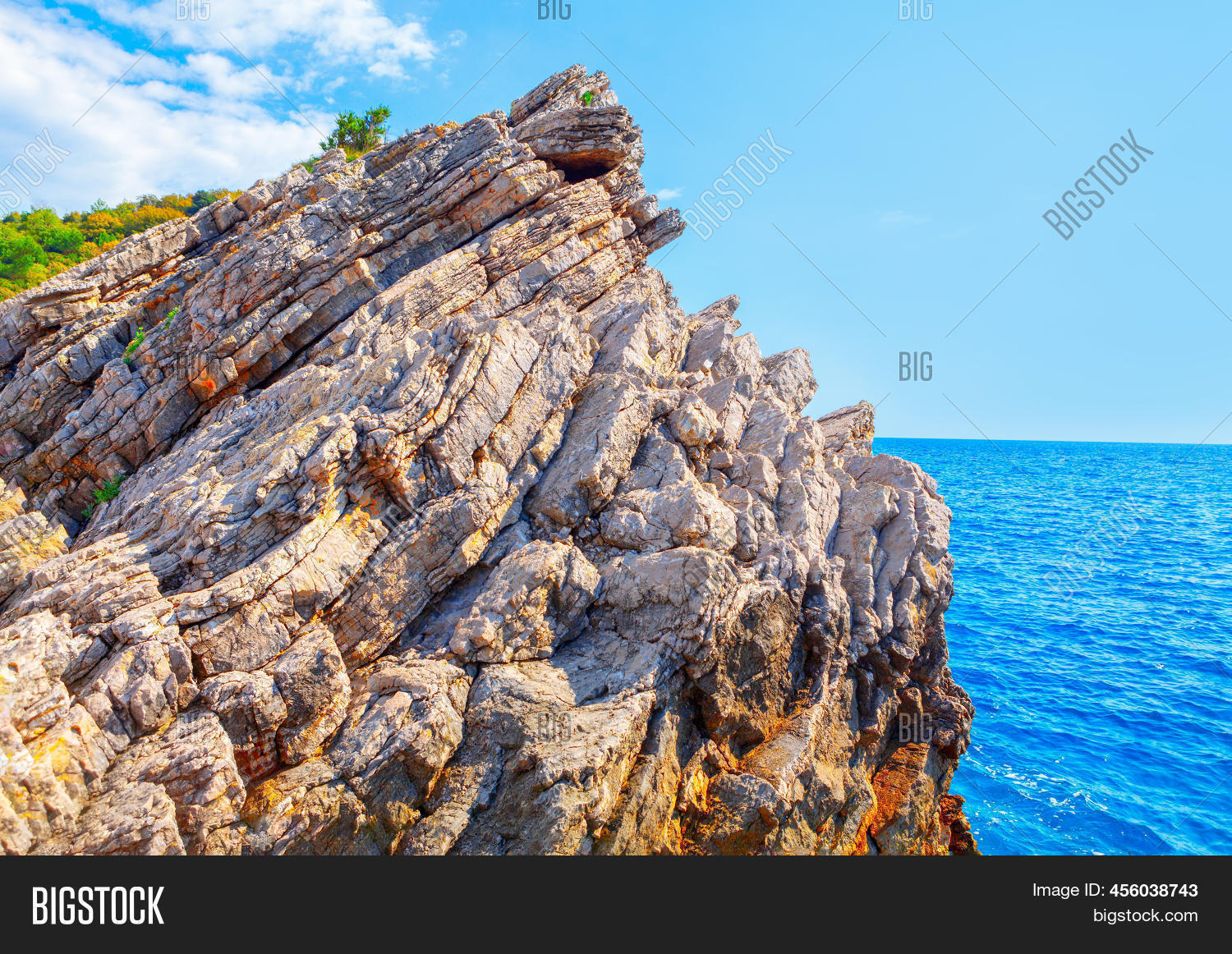 Single Sea Rocks Sedimentary Rock Sea Image & Photo (Free Trial) | Bigstock