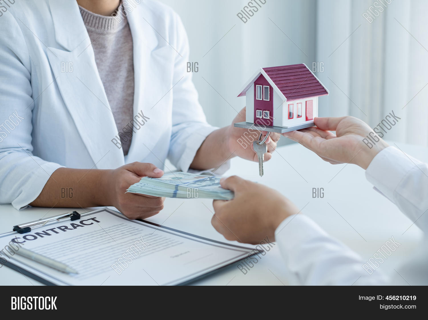 Real Estate Agent Image & Photo (Free Trial) | Bigstock
