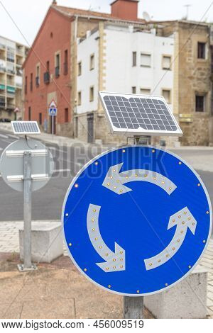 Roundabout Sign Powered By Solar Panel. Environmentally Friendly Traffic Signs
