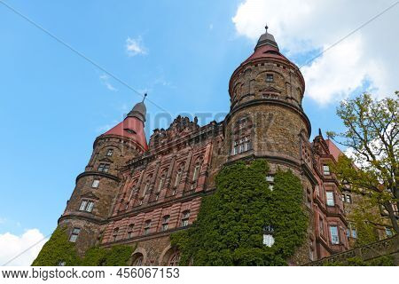 Walbrzych, Poland, February 5, 2021: Ksenzh Or Festenstein Is The Largest Castle In Silesia And The 