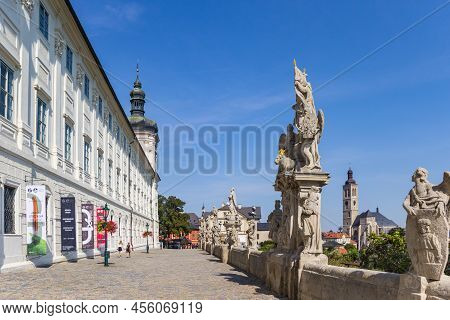 Kutna Hora, Czech Republic - September 14, 2020: Statues In Front Of The Historic Jesuit College In 