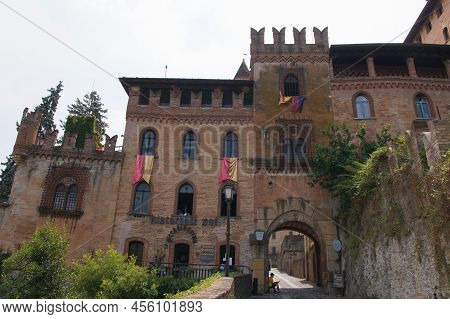 Castell'arquato, Italy - July 18, 2021: Picturesque View Of Castell'arquato Little Town In Emilia-ro