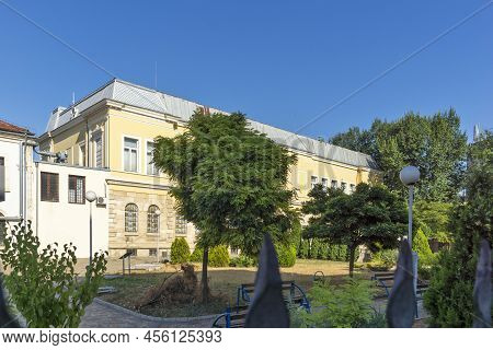 Ruse, Bulgaria -august 15, 2021: Kniaz Alexander Battenberg Square At The Center Of City Of Ruse, Bu