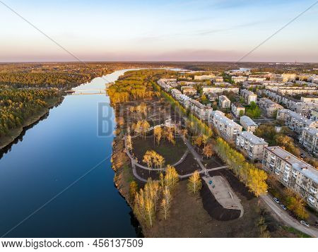 Beauriful Sunset View Along The Iset River And Rocks In Town Kamensk-uralskiy. A Scenic Sunset At Th