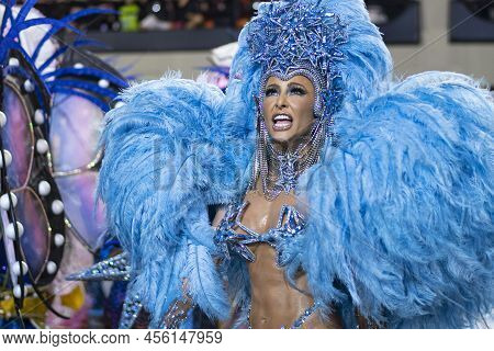 Rio, Brazil - April 24, 2022: Samba School Vila Isabel In The Rio Carnival, Held At The Marques De S