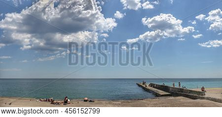 Odessa, Ukraine 27.05.2022. Deserted Lanzheron Beach In Odessa During The War In Ukraine