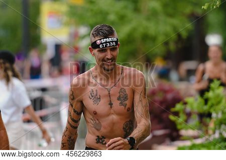 Encamp, Andorra : 2022 June 11 : Competitors Participate In The 2020 Spartan Race Obstacle Racing Ch