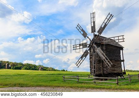 Old Wooden Windmill In Pyrohiv (pirogovo) Village Near Kiev, Ukraine