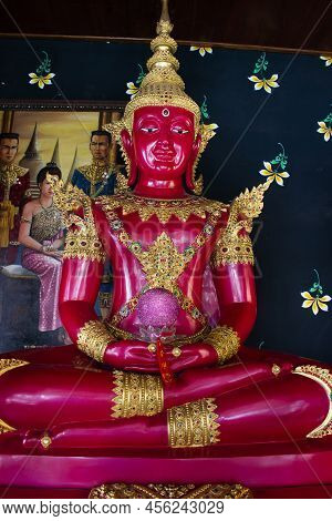 Pink Buddha Statues For Thai People And Foreign Travelers Travel Visit And Respect Praying With Holy