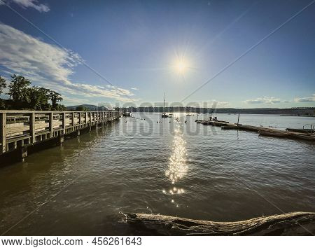 Beacon, Ny - Usa - June 11, 2022 Landscape View Of Sunset Over The Scenic Hudson's Long Dock Park, L