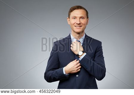 Wst Up Photo Realistic Digital Collage Of Confident Businessman With  Artificial Face Sta