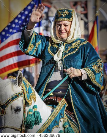 Scottsdale, Arizona, Usa - February 5, 2022: Senior Woman Dressed In Traditional Clothing And Mounte