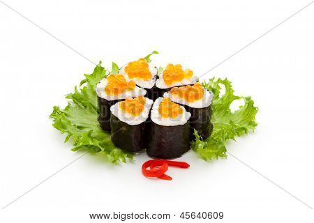 Ikura Maki Sushi - Roll con queso crema dentro. Rematado con Ikura (huevas de salmón)