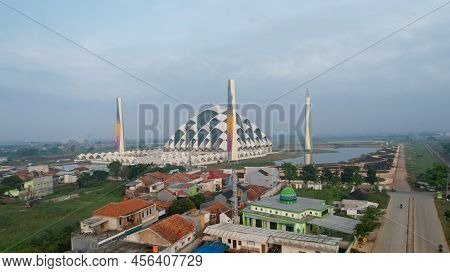 Aerial View Of The Beautiful Scenery Al-jabbar Bandung Mosque Building, A Large Mosque In The City O