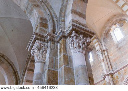 Saint Mary Magadalene Abbey, Vezelay, France, Interiors