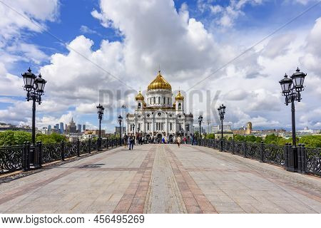 Cathedral Of Christ The Savior (khram Khrista Spasitelya) In Moscow, Russia - June 2022