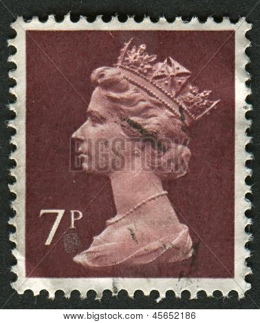 UK-cca 1975:A známka vytištěna ve Velké Británii ukazuje obraz Elizabeth II je konstituční panovník 16 