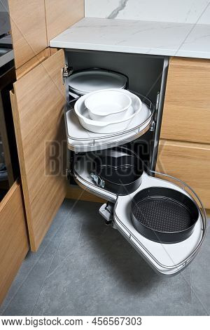 Kitchen Access Mechanism Magic Corner For Blind Corner Cabinets. Solution For A Kitchen Corner Stora
