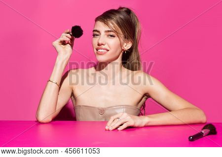 Close-up Beauty Portrait Of Attrctive Cute Sensual Young Woman With Makeup Blusher Brush, Perfect Sk