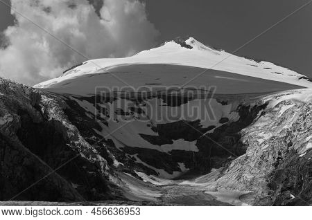 Johannisberg In The National Park Hohe Tauern In Austria. The Mountain Is 3453 Meters High.