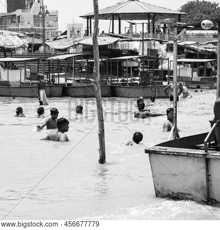 Garh Mukteshwar, Up, India - June 11 2022 - People Are Taking Holy Dip On The Occasion Of Nirjala Ek