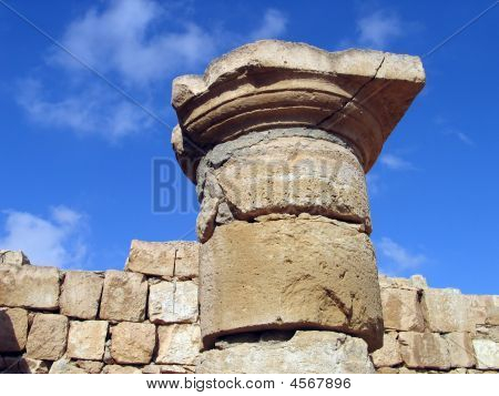 Antigua columna