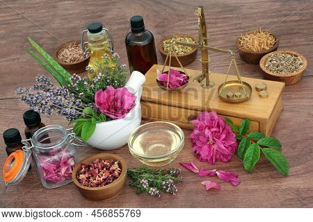 Natural Remedy To Treat Eczema, Acne And Psoriasis. Preparation Of Herbal Plant Based Medicine For S