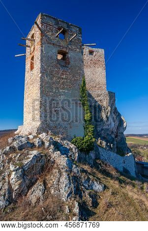 The Castle Of Csesznek Lies In The Bakony Between Gyor And Zirc In The Village Of Csesznek. The Cast